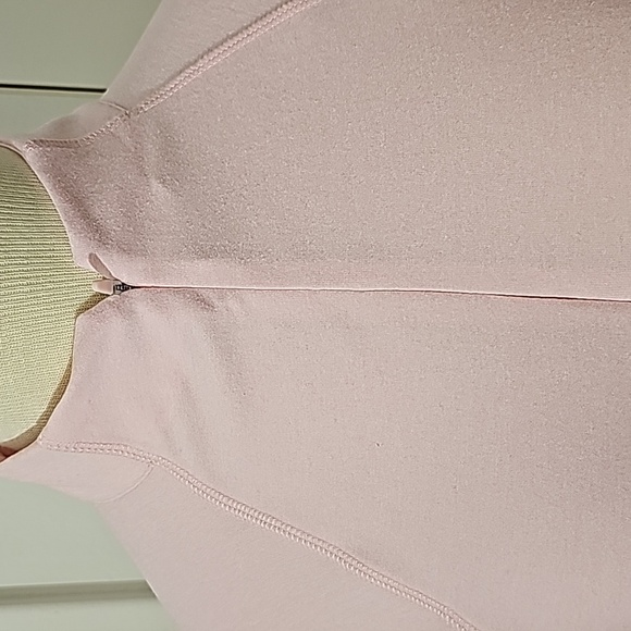 Peter millar pink long sleeve top Activewear. Henley style with zipper Excellent - Picture 2 of 12